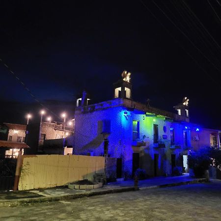 Hostal Casa De Las Gargolas Amapala Екстер'єр фото