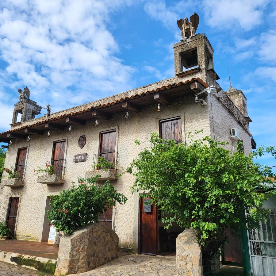 Hostal Casa De Las Gargolas Amapala Екстер'єр фото