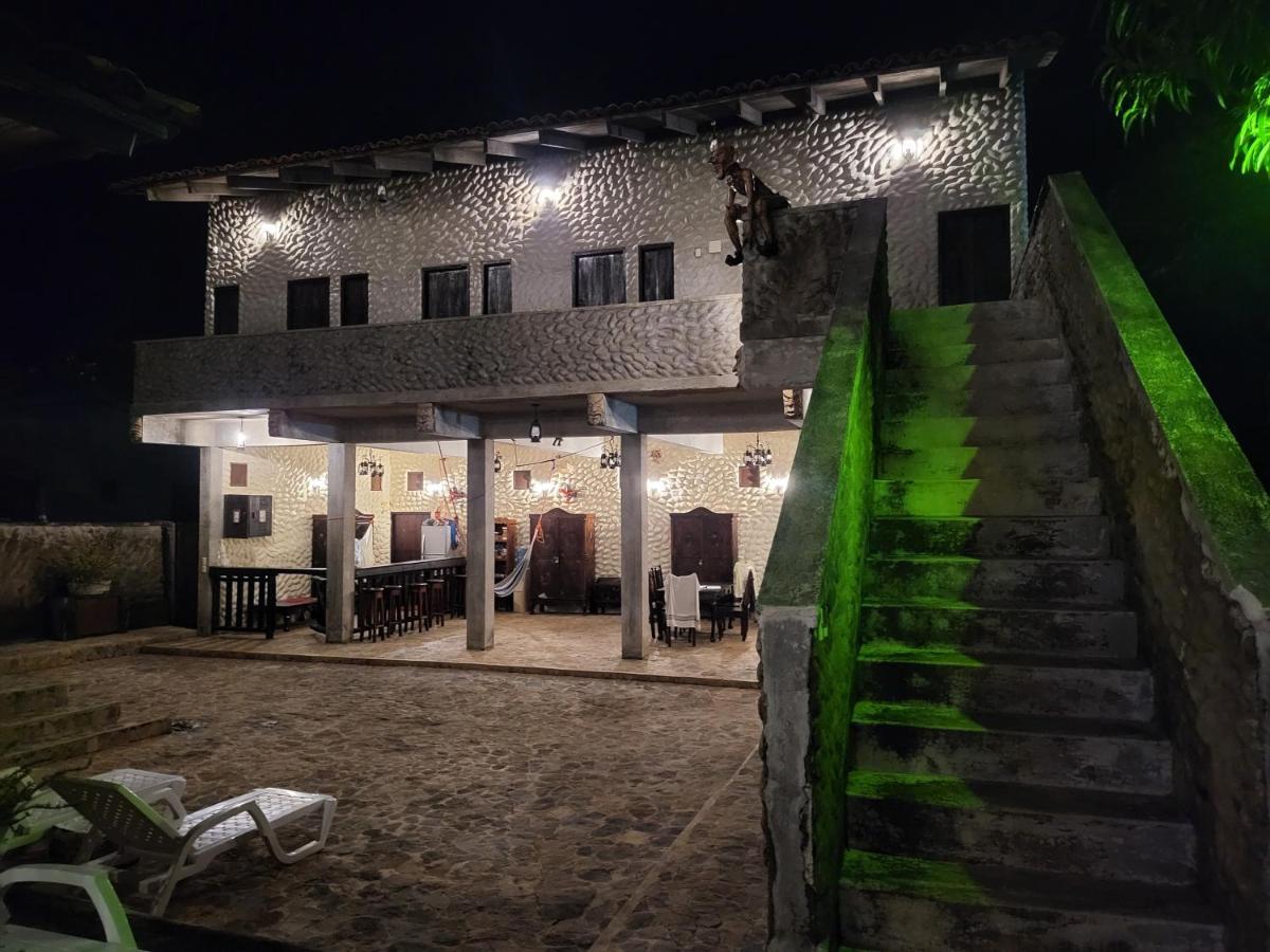 Hostal Casa De Las Gargolas Amapala Екстер'єр фото