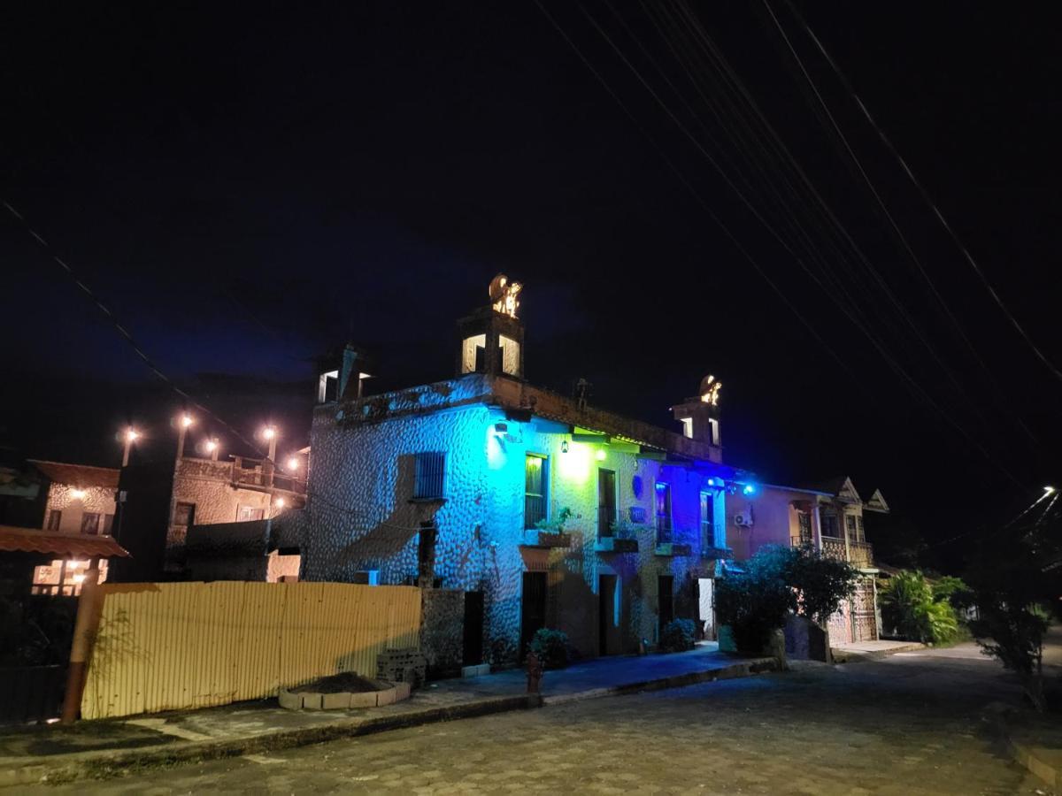 Hostal Casa De Las Gargolas Amapala Екстер'єр фото
