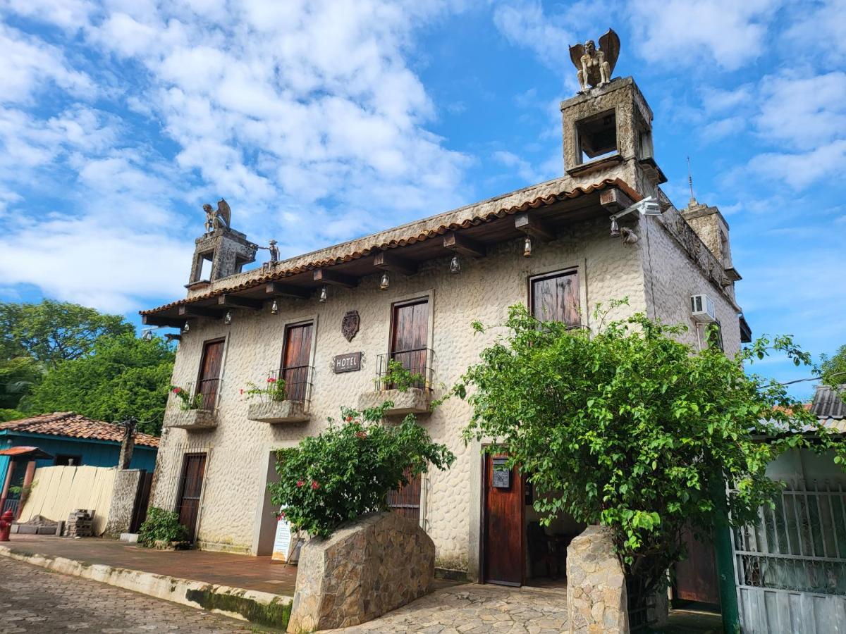 Hostal Casa De Las Gargolas Amapala Екстер'єр фото