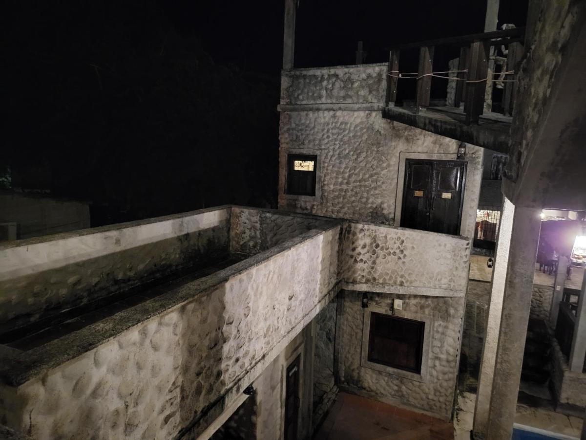 Hostal Casa De Las Gargolas Amapala Екстер'єр фото