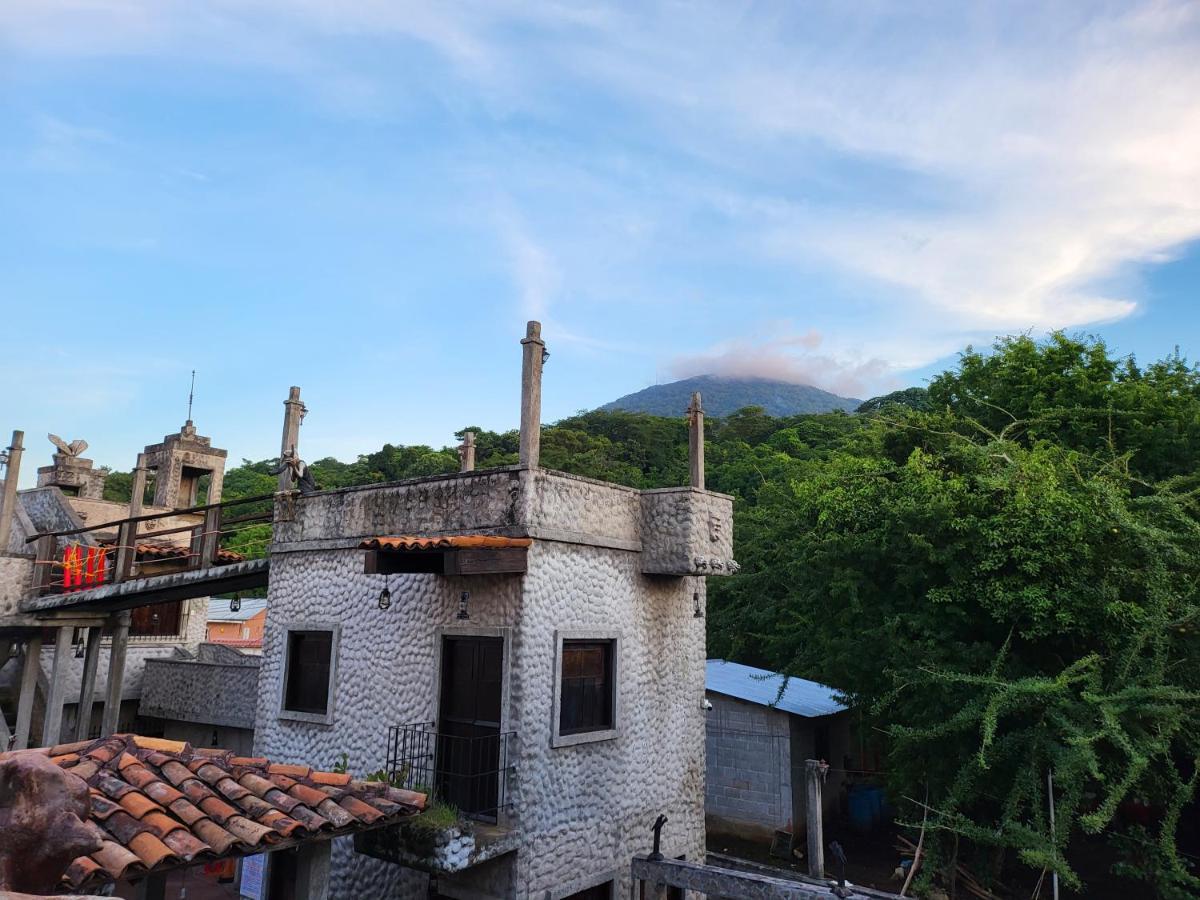 Hostal Casa De Las Gargolas Amapala Екстер'єр фото